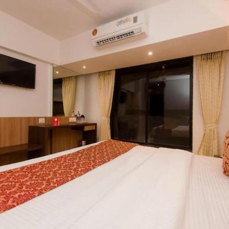 Hotel Mourya Residency นาวีมุมไบ ภายนอก รูปภาพ