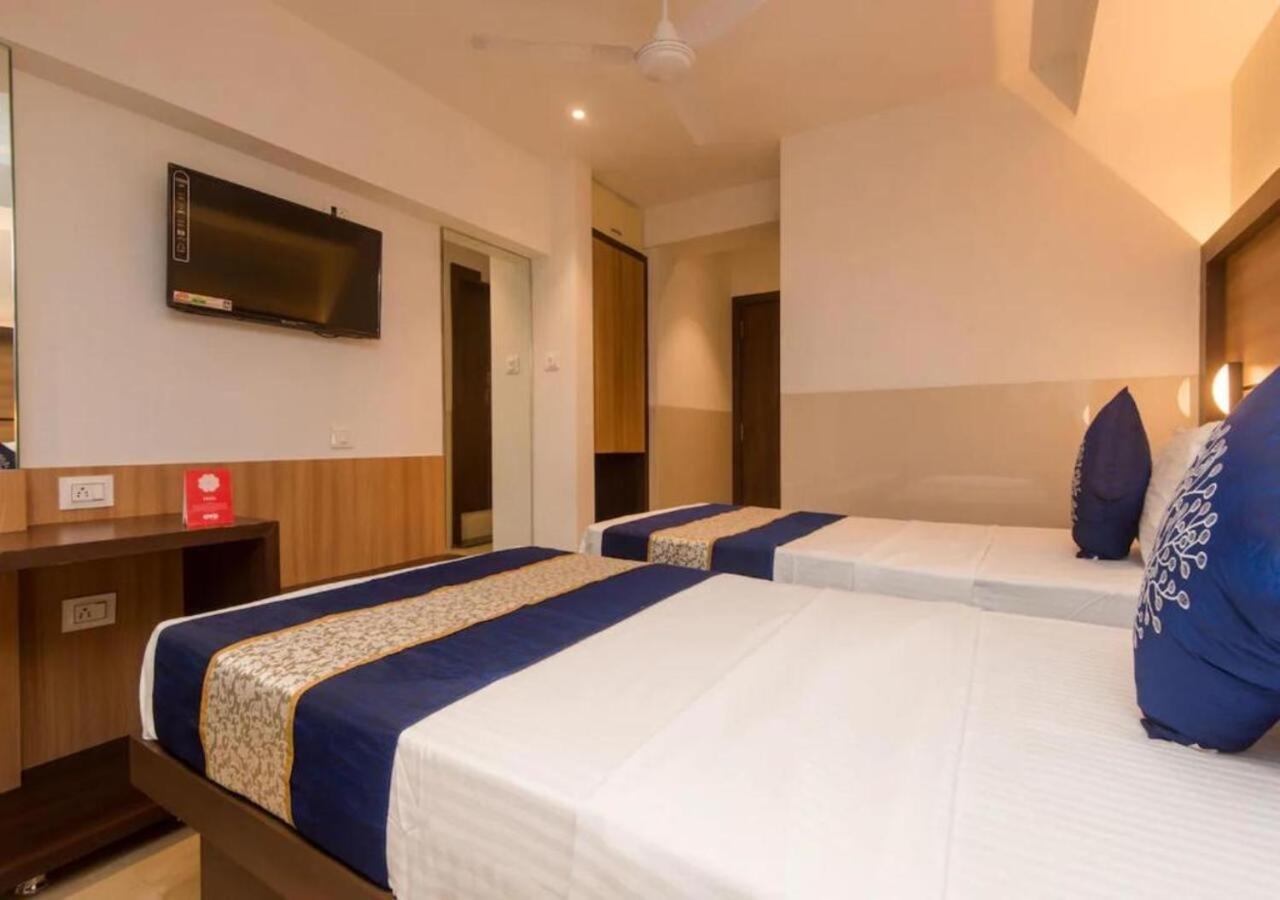 Hotel Mourya Residency นาวีมุมไบ ภายนอก รูปภาพ